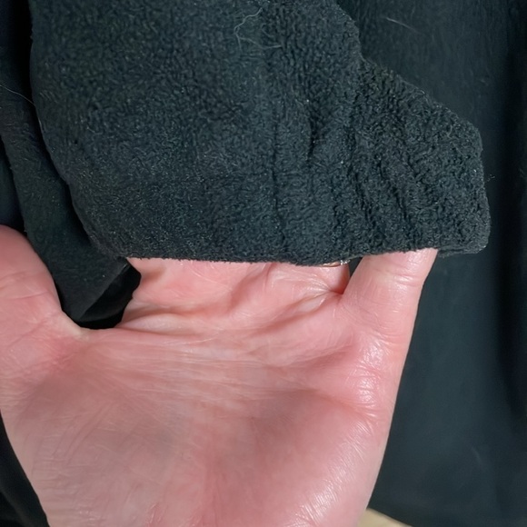 Starter size XL (46-48) black zip up fleece jacket with pockets - Picture 6 of 7